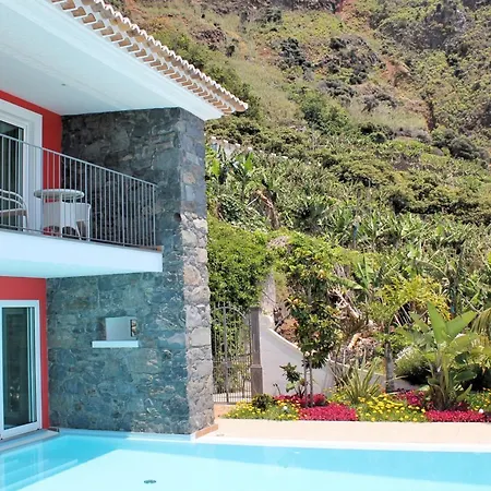 Villa Ourmadeira - Do Mar Iii, Secluded *